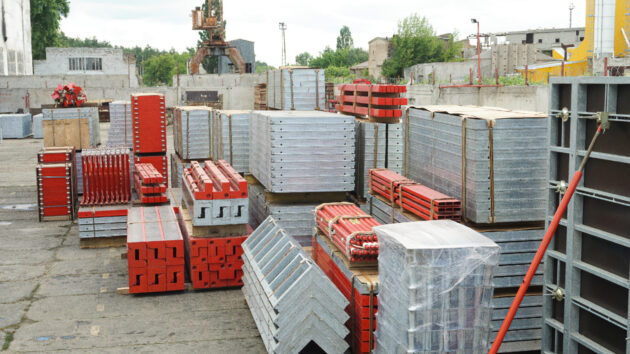 Купить угловой элемент опалубки со склада в Москве
